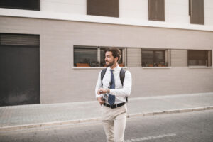 What to Do When Your Civil Rights Are Violated 1 Man walking toward a courthouse building.